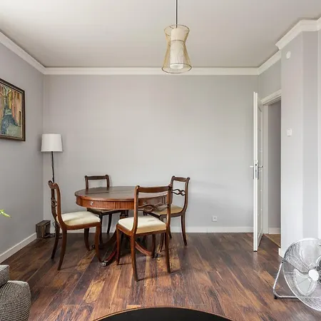 Rentplanet - Apartament Komuny Paryskiej * Вроцлав