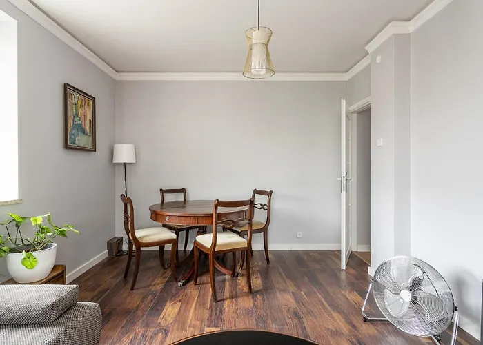 Rentplanet - Apartament Komuny Paryskiej * ヴロツワフ