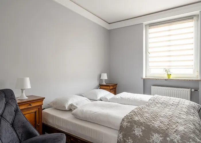 Rentplanet - Apartament Komuny Paryskiej ホテル ヴロツワフ