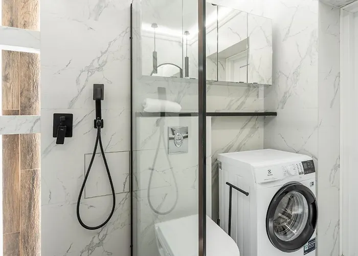 Rentplanet - Apartament Komuny Paryskiej