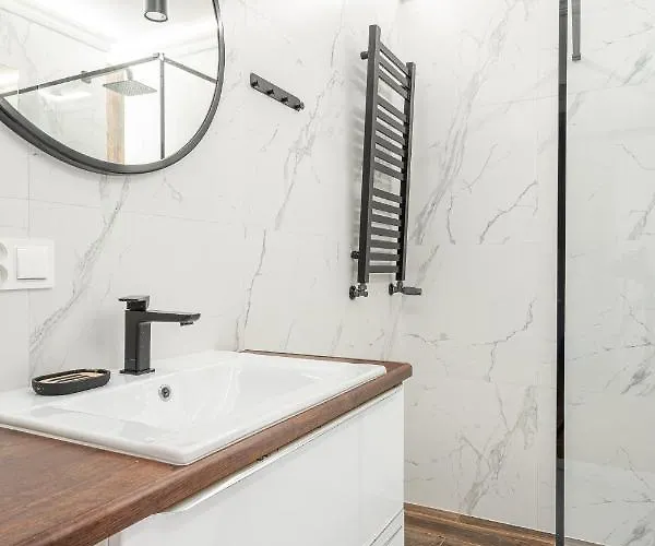 Rentplanet - Apartament Komuny Paryskiej ヴロツワフ